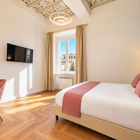 Boutique 81 - Spanish Steps